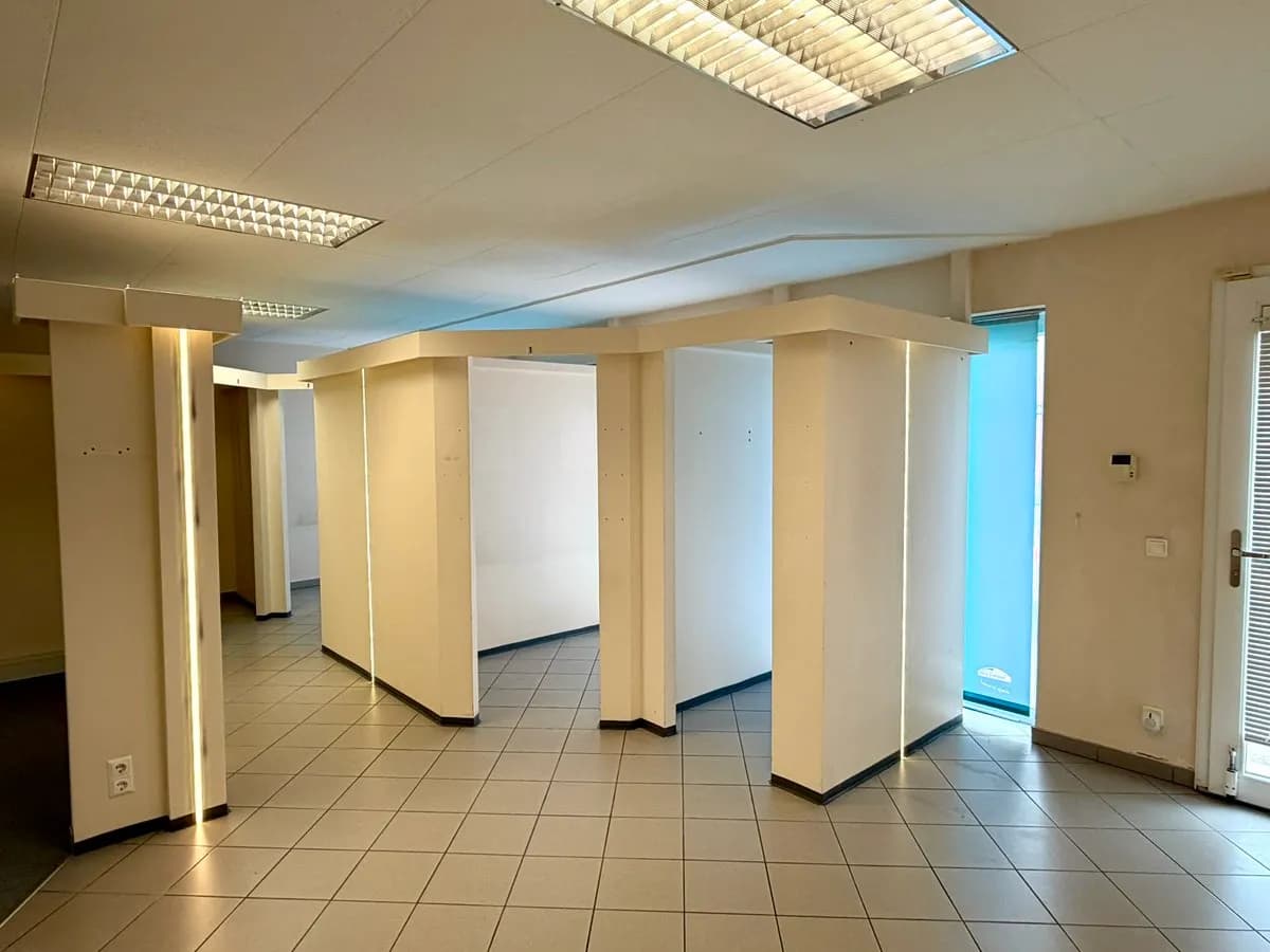 Gewerbeimmobilie mieten in Wiener Neustadt – 94 m², € 750 – Bild 6 von 13