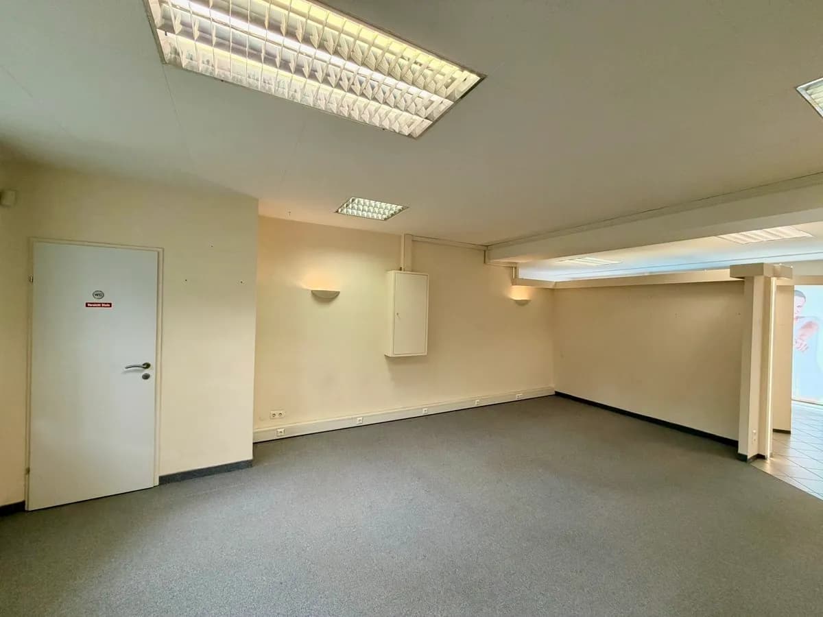 Gewerbeimmobilie mieten in Wiener Neustadt – 94 m², € 750 – Bild 8 von 13