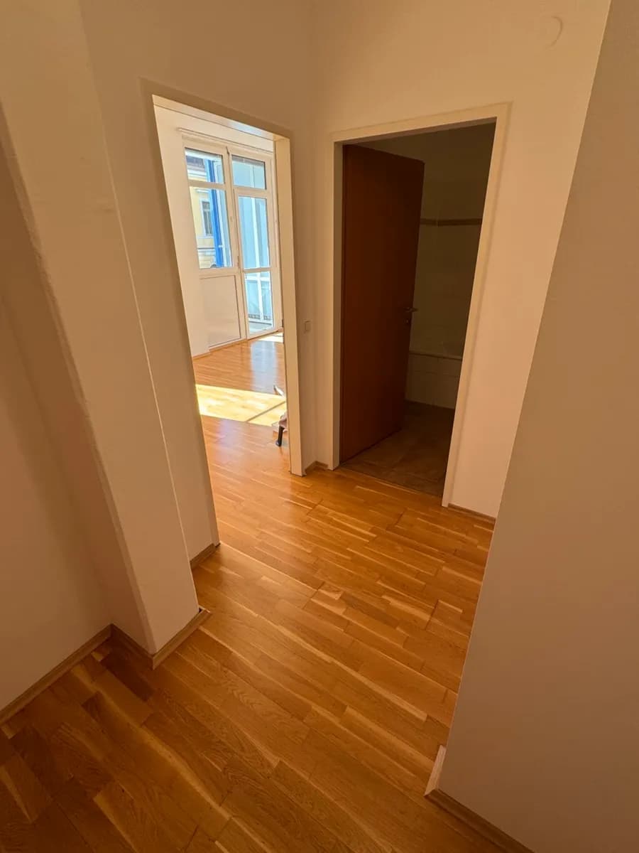 2-Zimmer-Wohnung mieten in Linz – 51 m², € 820 – Bild 8 von 18
