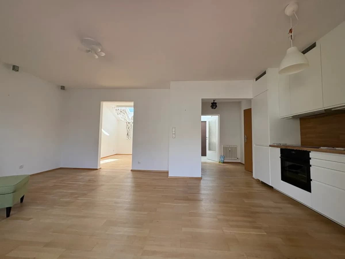 2-Zimmer-Wohnung mieten in Innsbruck – 47 m², € 1.400 – Bild 6 von 14