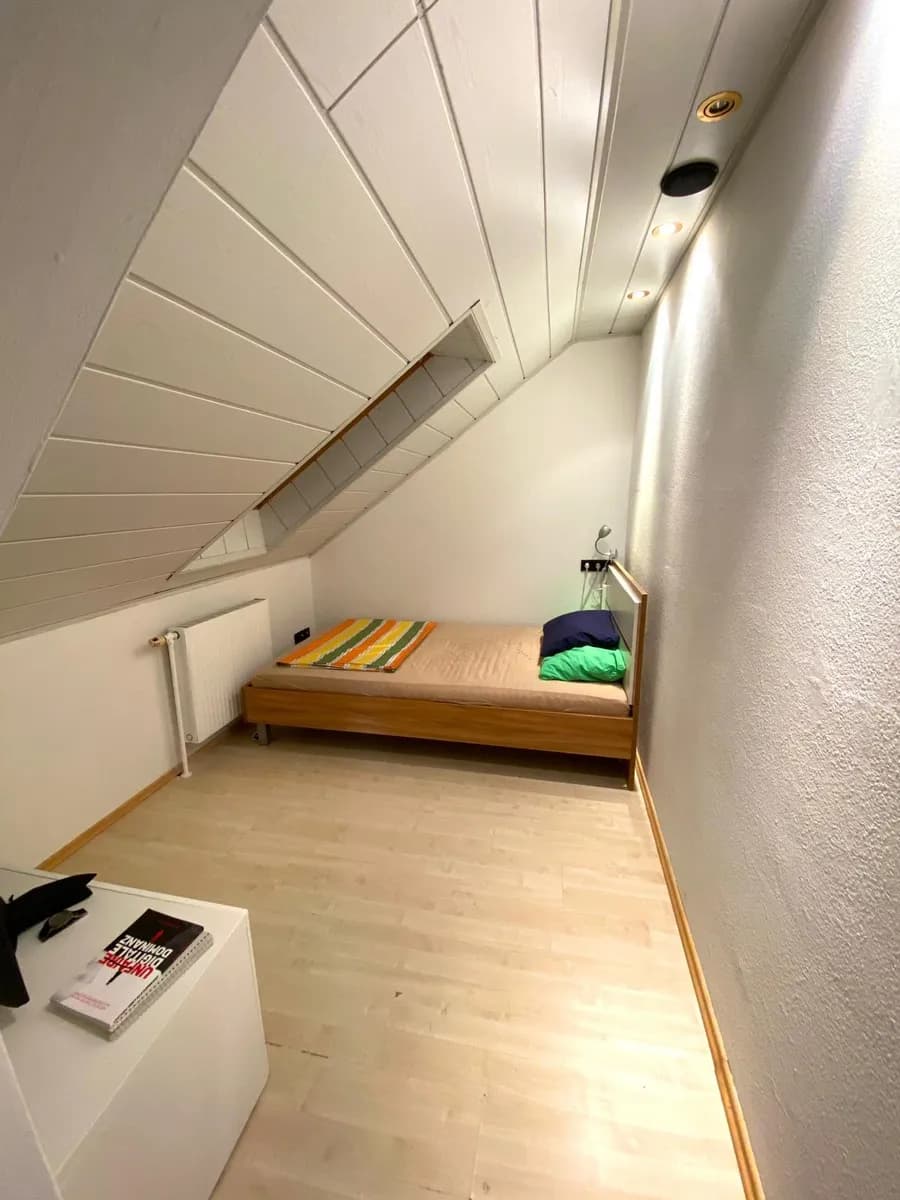 8-Zimmer-Gewerbeimmobilie kaufen in Neunkirchen – 242 m², € 420.000 – Bild 21 von 23