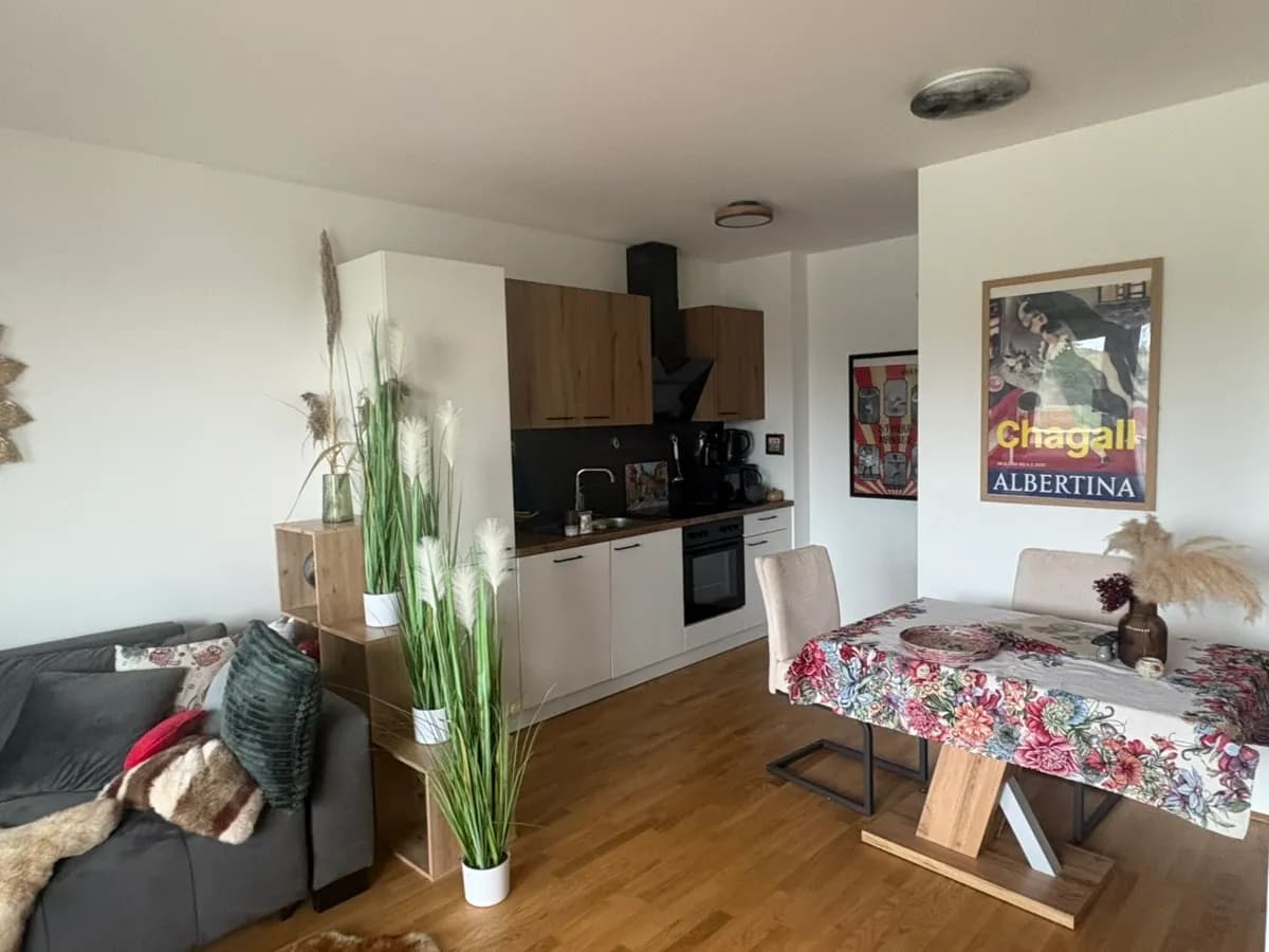2-Zimmer-Wohnung mieten in Oberwart – 60 m², € 830 – Bild 2 von 9