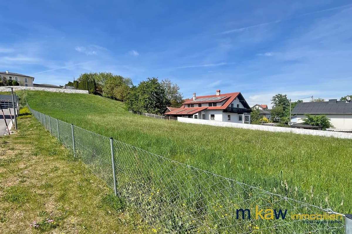 Grundstück kaufen in Ried im Innkreis – 2 409 m², € 244.000 – Bild 1 von 2