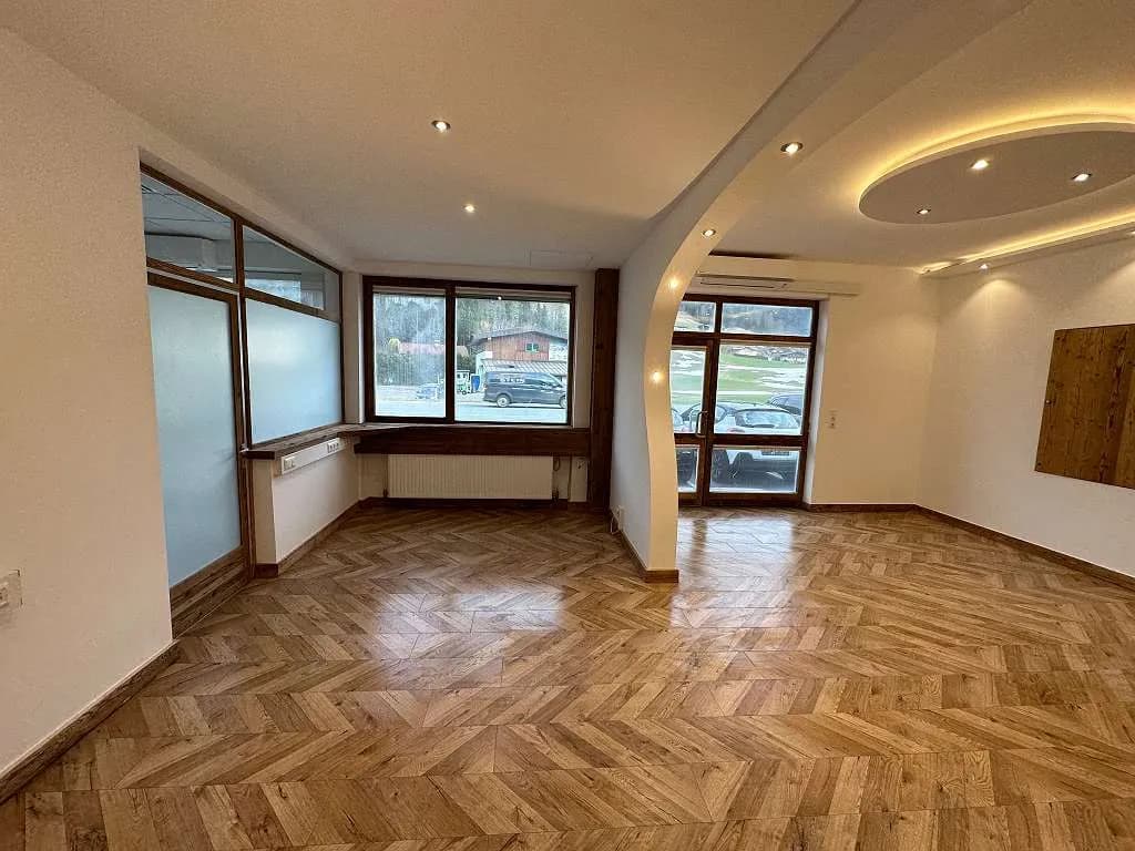 1-Zimmer-Gewerbeimmobilie mieten in Kitzbühel – 40 m², € 990 – Bild 4 von 6