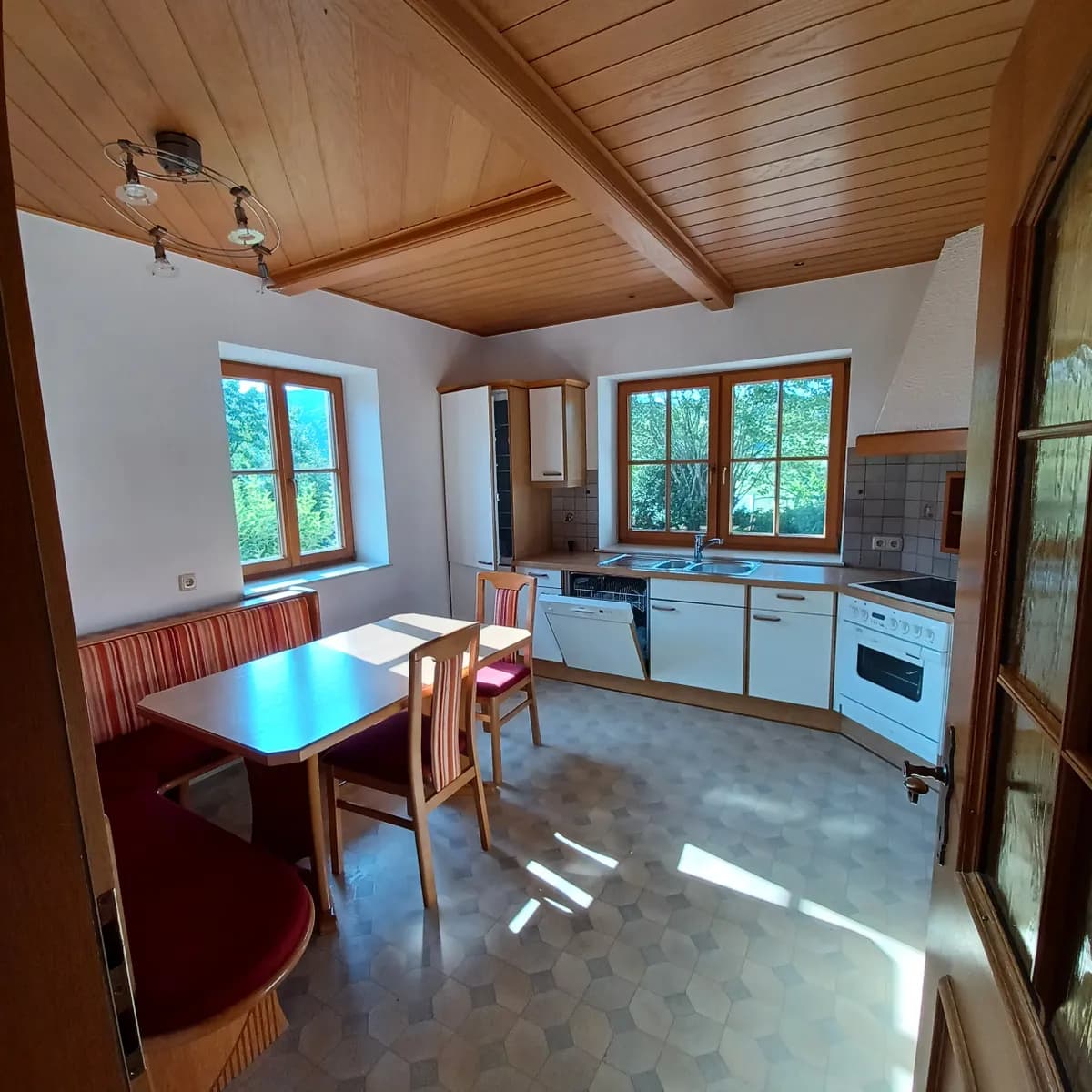 Haus mieten in Vöcklabruck – 140 m², € 1.200 – Bild 11 von 19