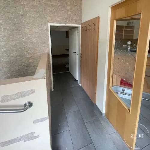 Gewerbeimmobilie mieten in Bruck-Mürzzuschlag – 93 m², € 1.025 – Bild 4 von 31