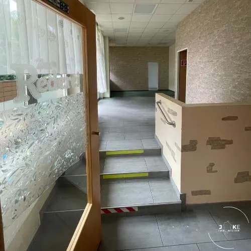 Gewerbeimmobilie mieten in Bruck-Mürzzuschlag – 93 m², € 1.025 – Bild 10 von 31