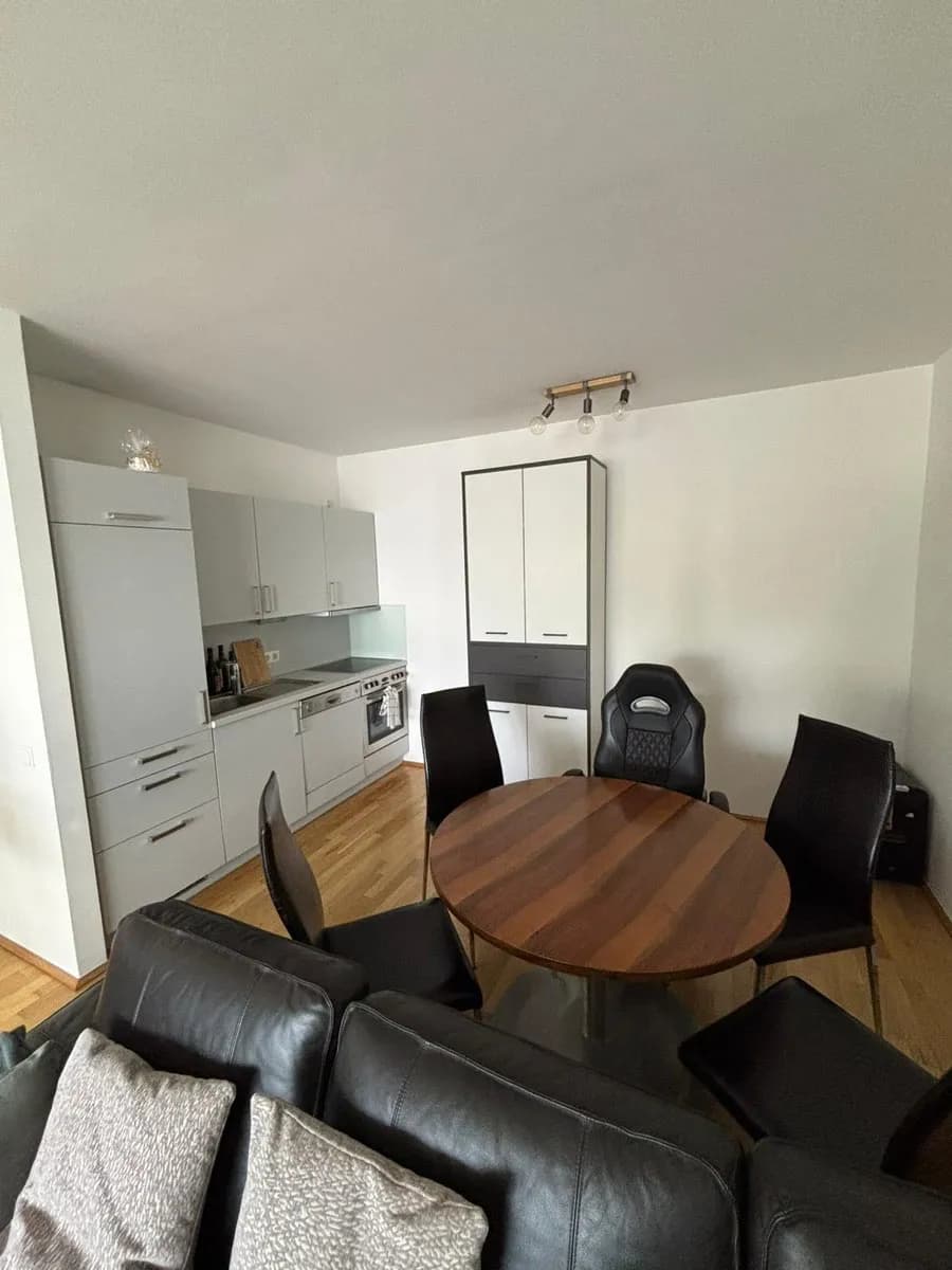 2-Zimmer-Wohnung mieten in Wels – 48 m², € 860 – Bild 5 von 11