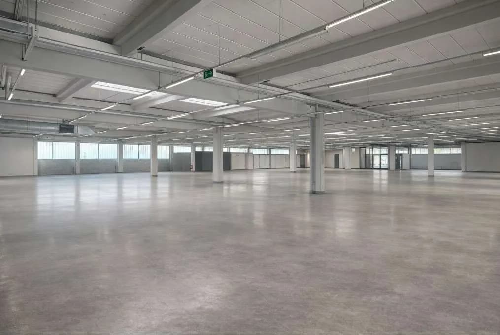 Gewerbeimmobilie mieten in Bruck-Mürzzuschlag – 3 795 m², € 5 – Bild 4 von 11