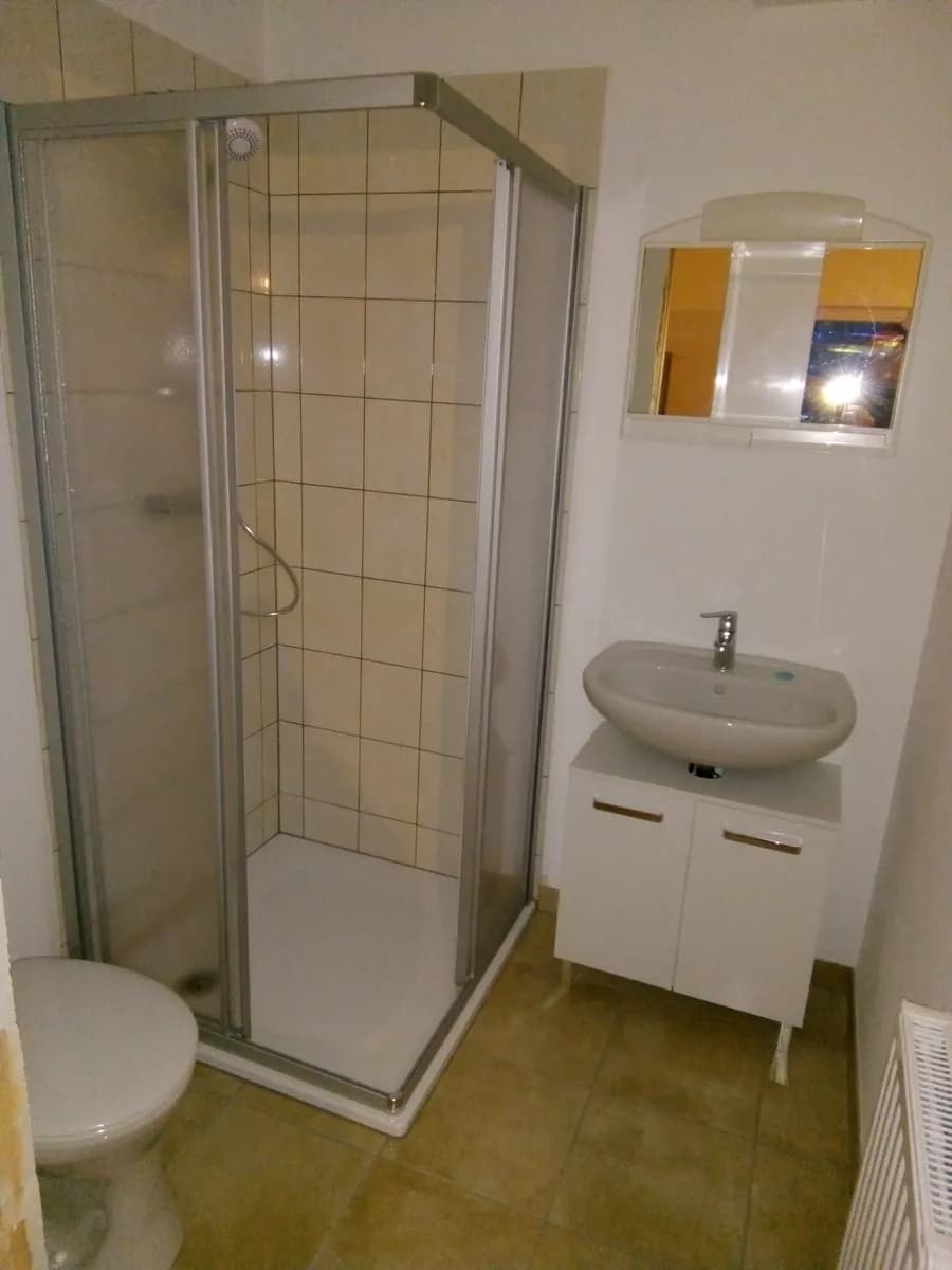 1-Zimmer-Wohnung mieten in Tulln – 21 m², € 430 – Bild 4 von 8