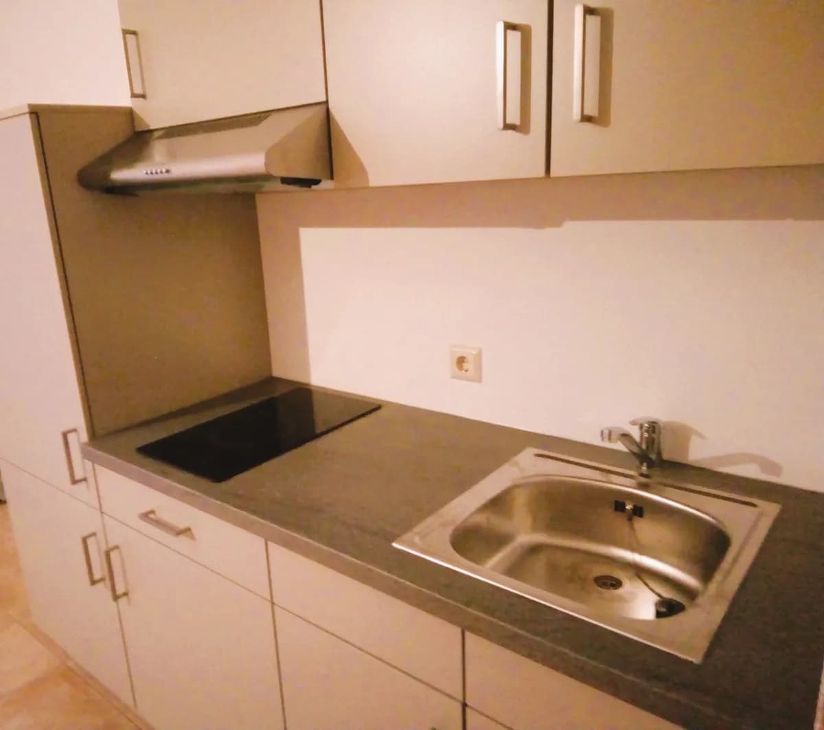 1-Zimmer-Wohnung mieten in Tulln – 21 m², € 430 – Bild 5 von 8