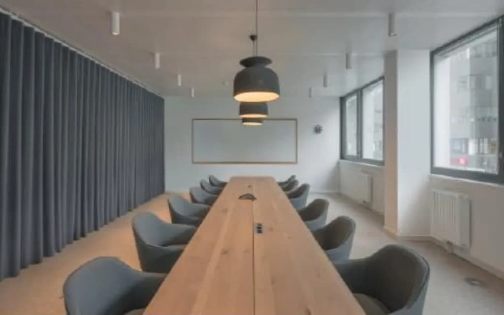 11-Zimmer-Gewerbeimmobilie mieten in Wien – 400 m², € 27.096 – Bild 4 von 8
