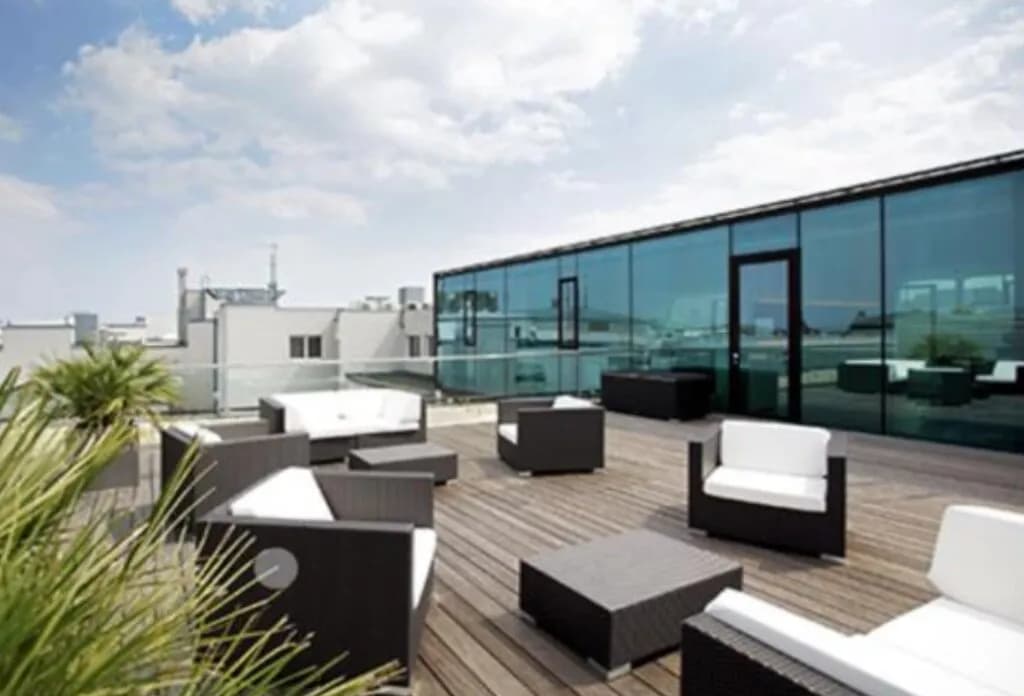 11-Zimmer-Gewerbeimmobilie mieten in Wien – 400 m², € 27.096 – Bild 5 von 8