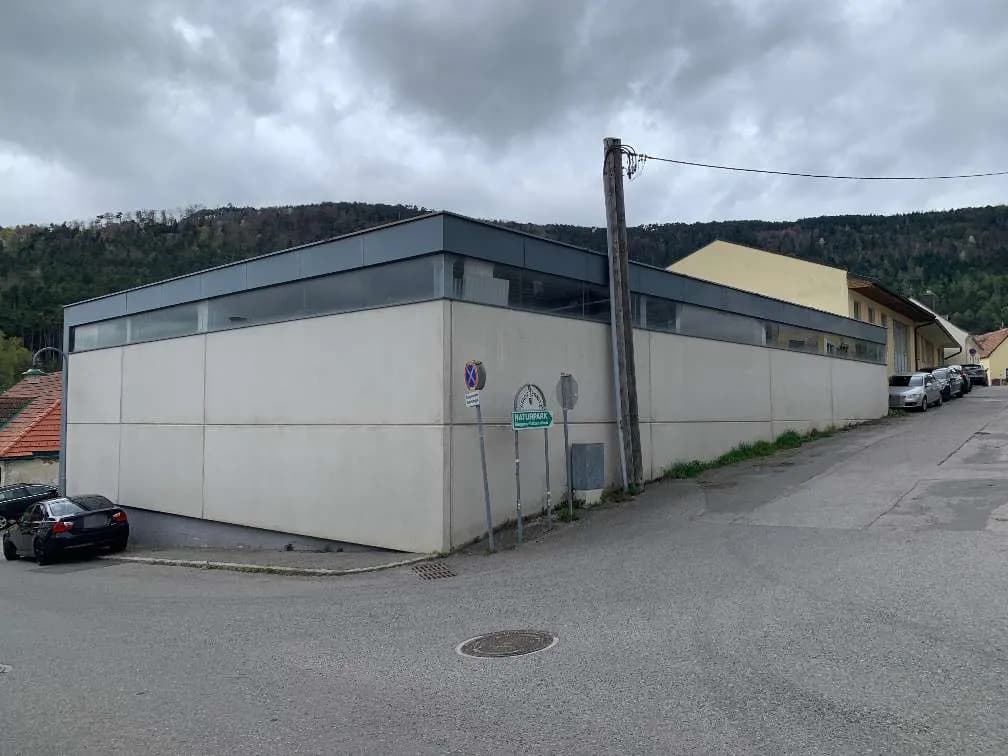 Immobilie kaufen in Neunkirchen – 966 m², € 490.000 – Bild 4 von 13