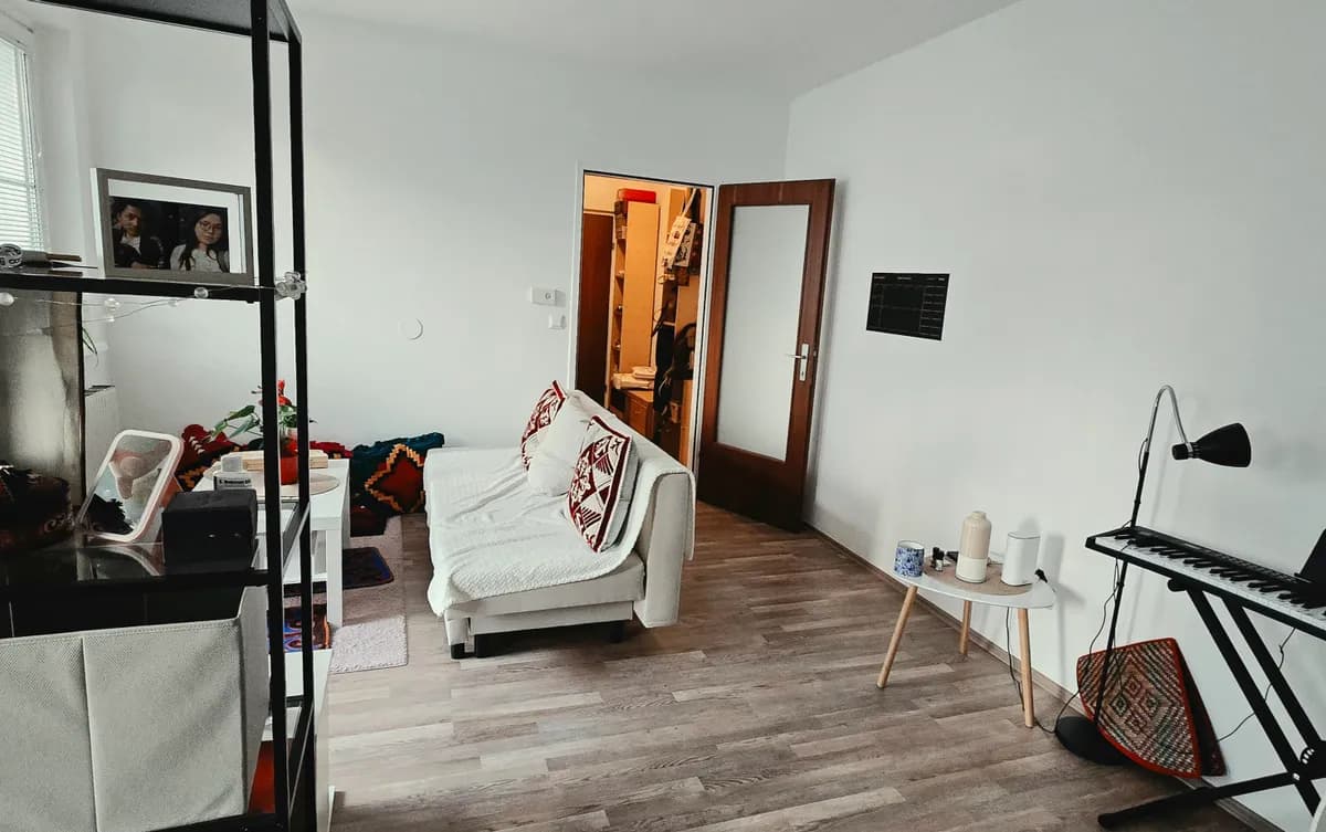 1-Zimmer-Wohnung mieten in Wiener Neustadt Land – 47 m², € 645 – Bild 2 von 8