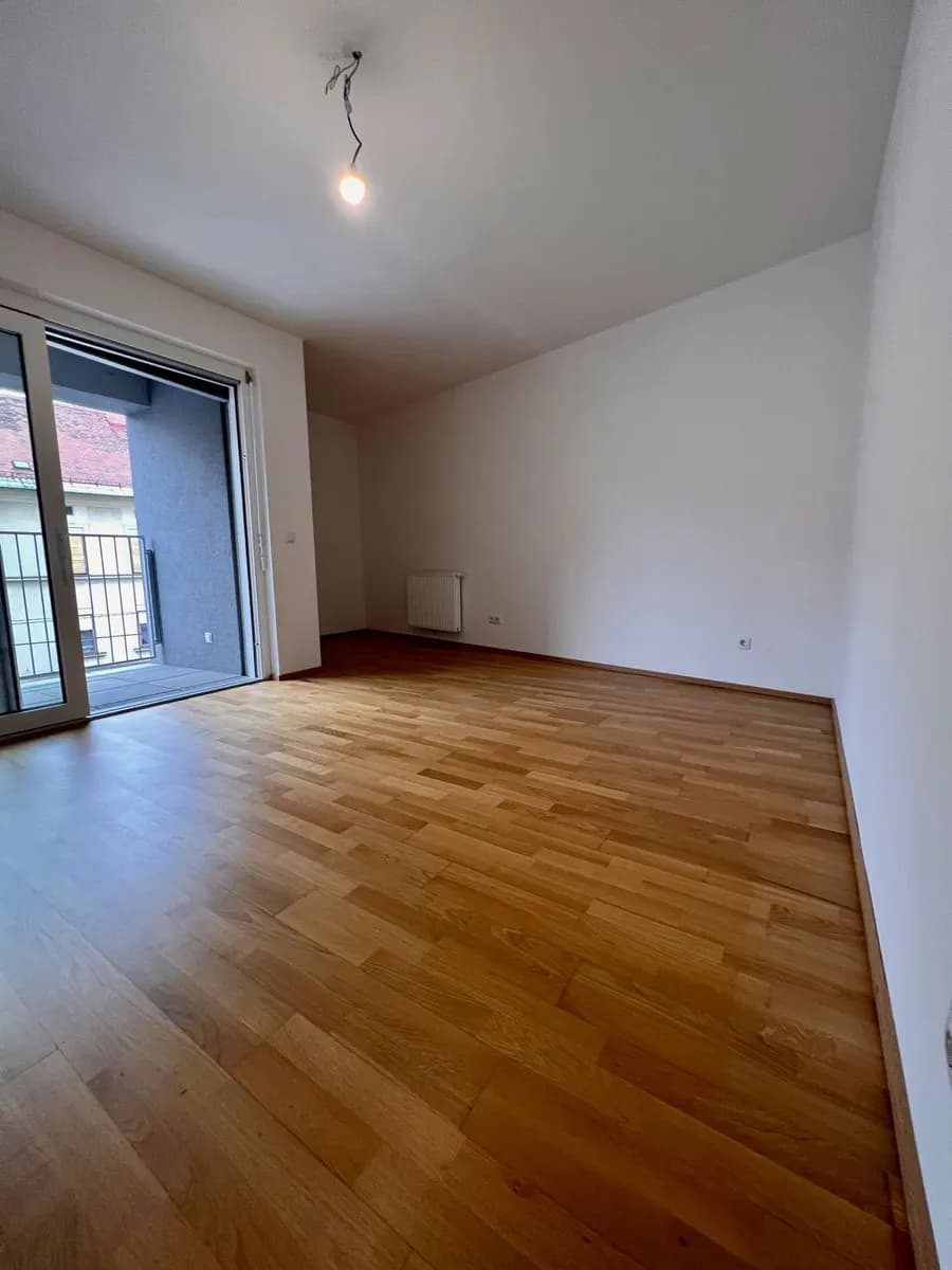 1-Zimmer-Wohnung mieten in Graz – 40 m², € 563 – Bild 2 von 9