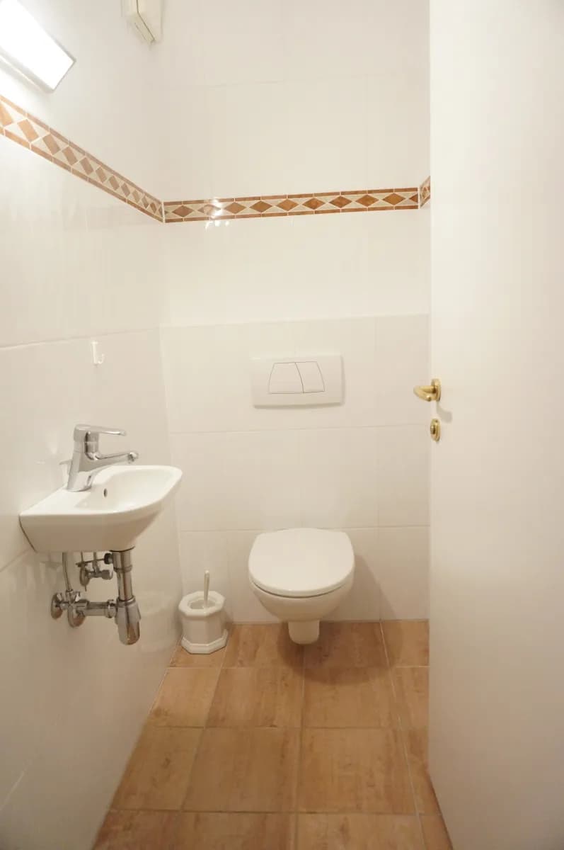6-Zimmer-Wohnung mieten in Wien – 231 m², € 2.860 – Bild 18 von 46