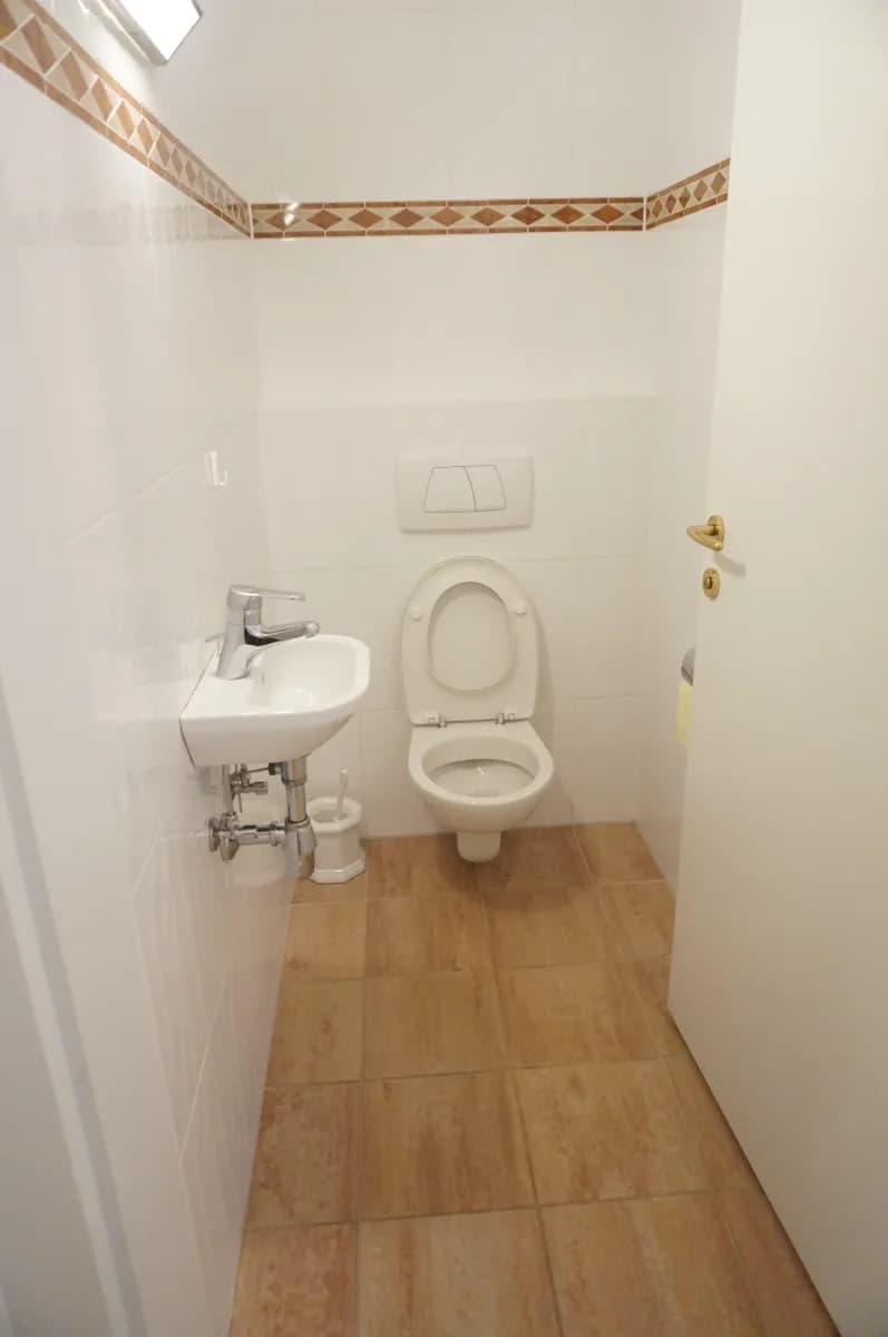 6-Zimmer-Wohnung mieten in Wien – 231 m², € 2.860 – Bild 41 von 46