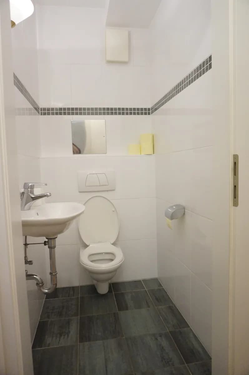 6-Zimmer-Wohnung mieten in Wien – 231 m², € 2.860 – Bild 42 von 46
