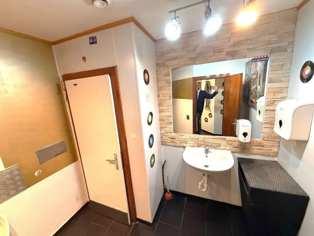 Gewerbeimmobilie mieten in Wien – 430 m², € 9.500 – Bild 14 von 22