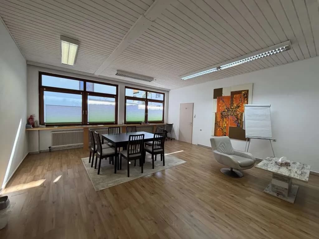 3-Zimmer-Gewerbeimmobilie mieten in Schwaz – 75 m², € 750 – Bild 6 von 14