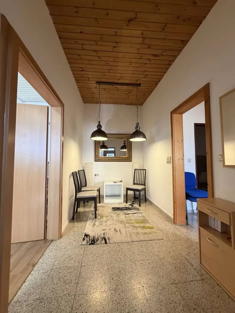 3-Zimmer-Gewerbeimmobilie mieten in Schwaz – 75 m², € 750 – Bild 10 von 14