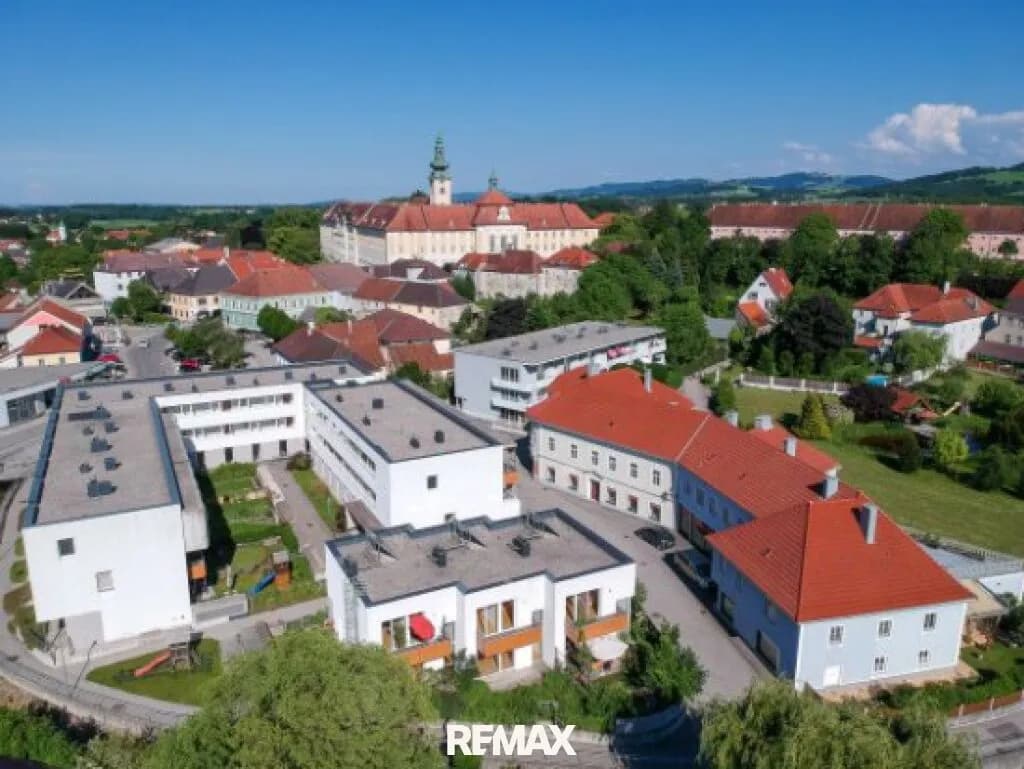 3-Zimmer-Wohnung mieten in Amstetten – 80,06 m², € 1.050 – Bild 1 von 6