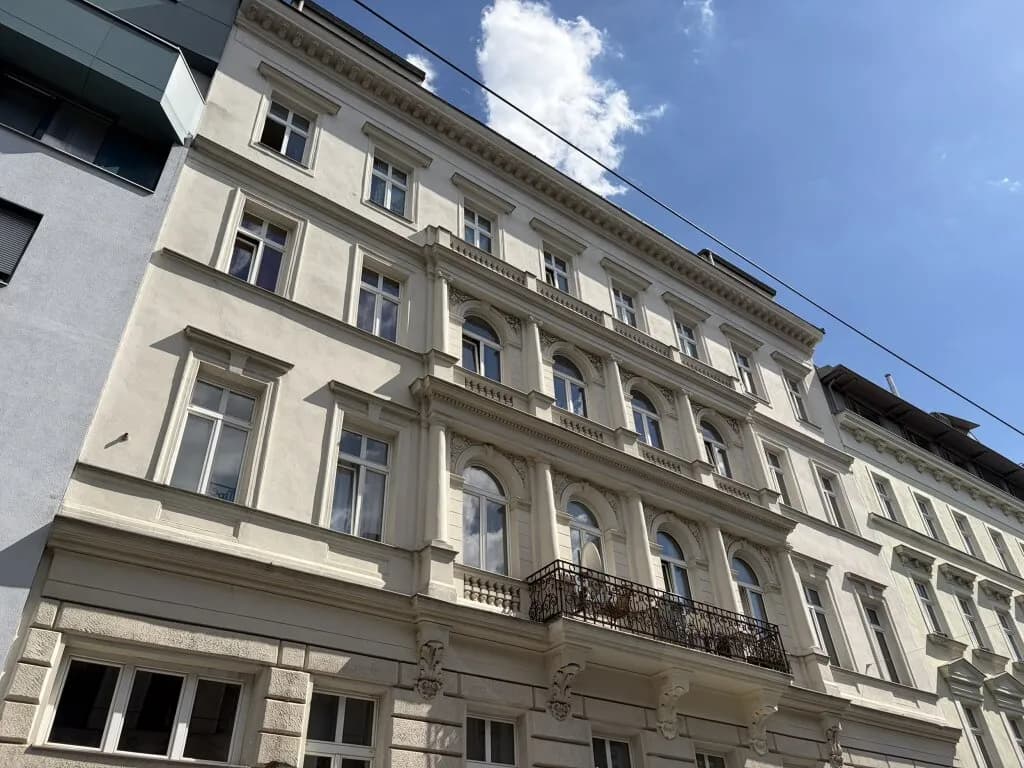 6-Zimmer-Gewerbeimmobilie mieten in Wien – 215 m², € 3.151
