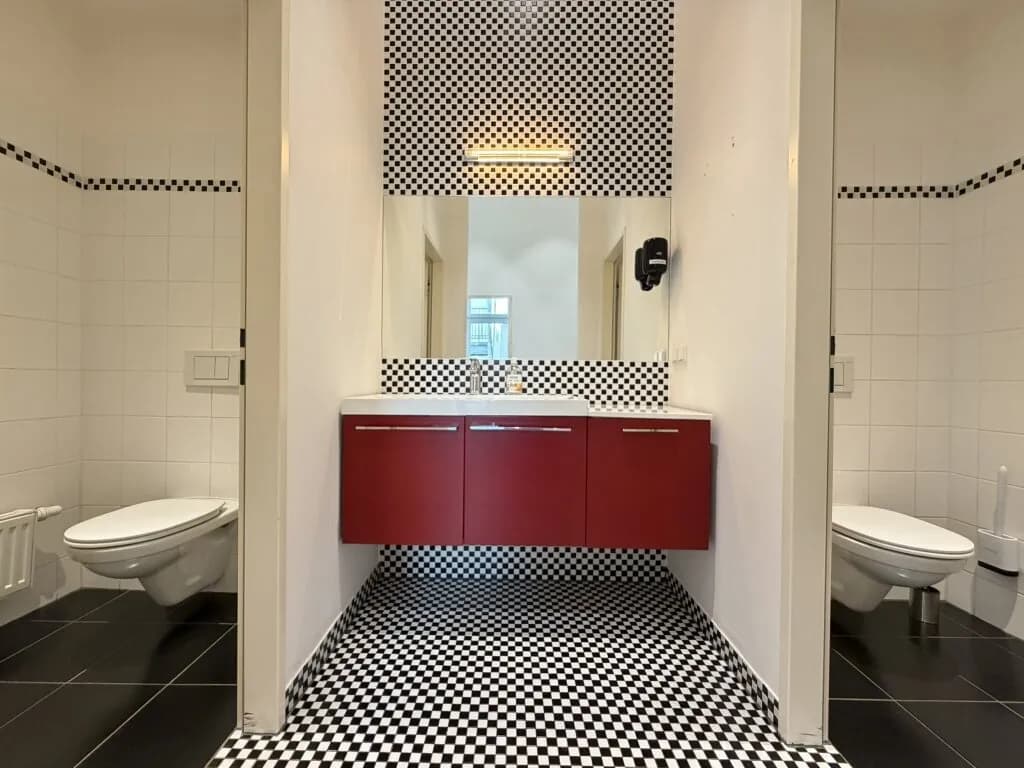 6-Zimmer-Gewerbeimmobilie mieten in Wien – 215 m², € 3.151 – Bild 16 von 16