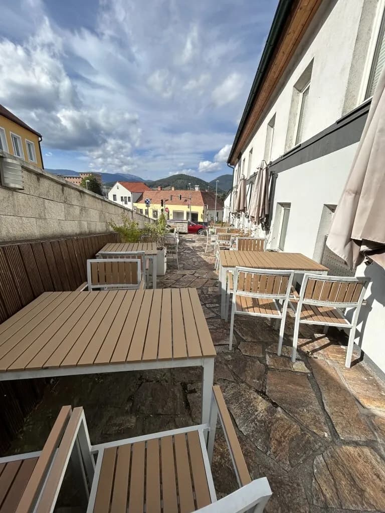 Gewerbeimmobilie mieten in Neunkirchen – 196 m², € 1.000 – Bild 6 von 29