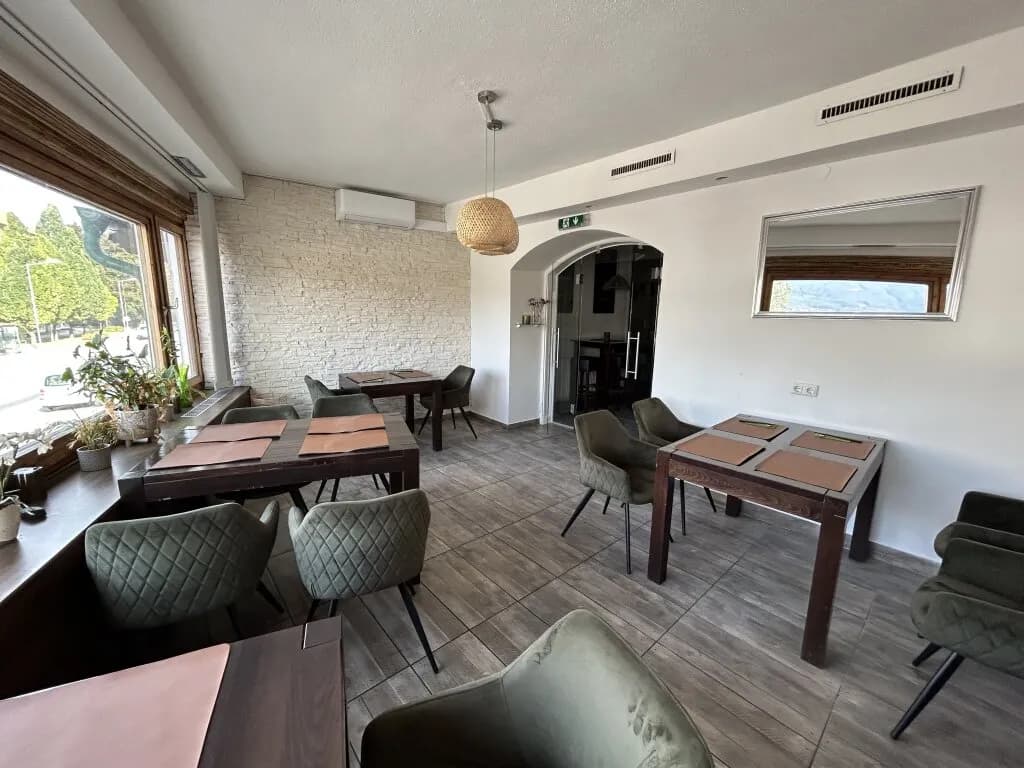 Gewerbeimmobilie mieten in Neunkirchen – 196 m², € 1.000 – Bild 18 von 29