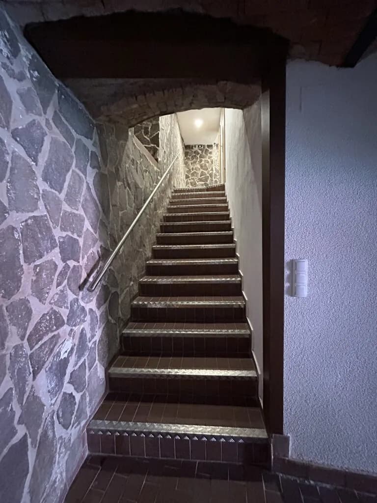Gewerbeimmobilie mieten in Neunkirchen – 196 m², € 1.000 – Bild 20 von 29
