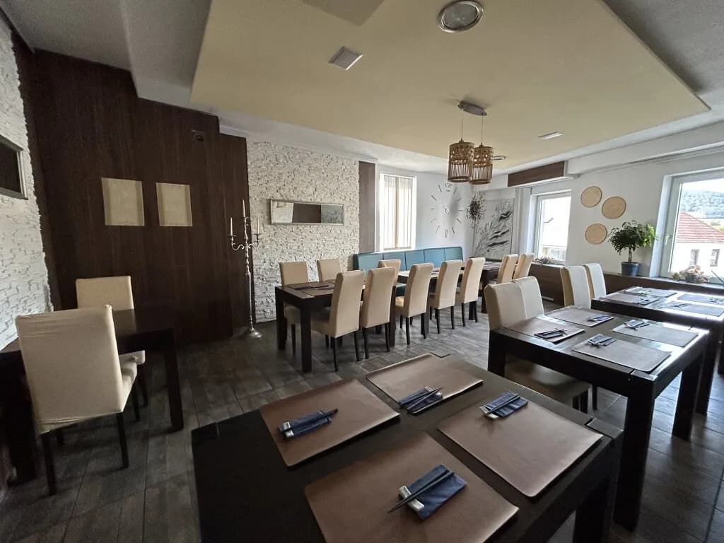 Gewerbeimmobilie mieten in Neunkirchen – 196 m², € 1.000 – Bild 25 von 29