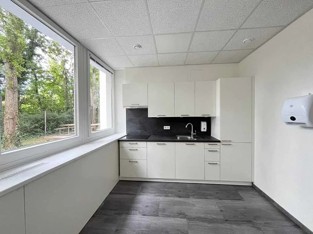 Gewerbeimmobilie mieten in Wien – 129 m², € 9 – Bild 7 von 10