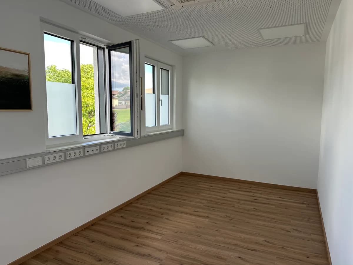 5-Zimmer-Gewerbeimmobilie mieten in Salzburg-Umgebung – 45 m², € 600 – Bild 9 von 12
