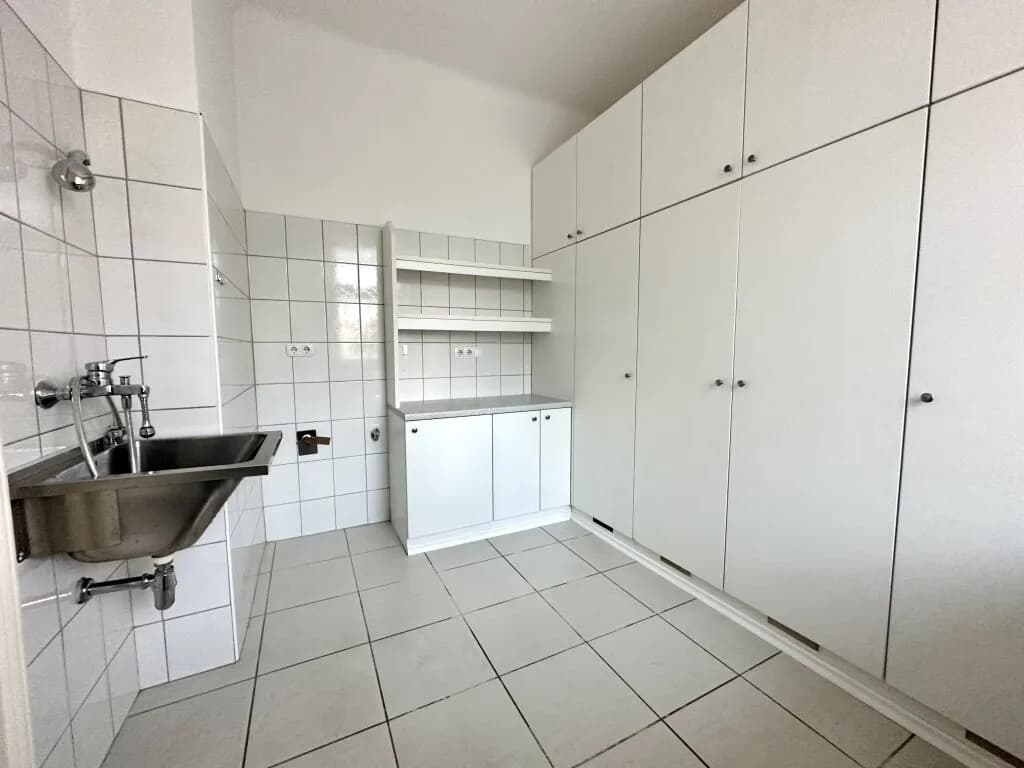 4-Zimmer-Wohnung mieten in Korneuburg – 150 m², € 1.997 – Bild 8 von 27