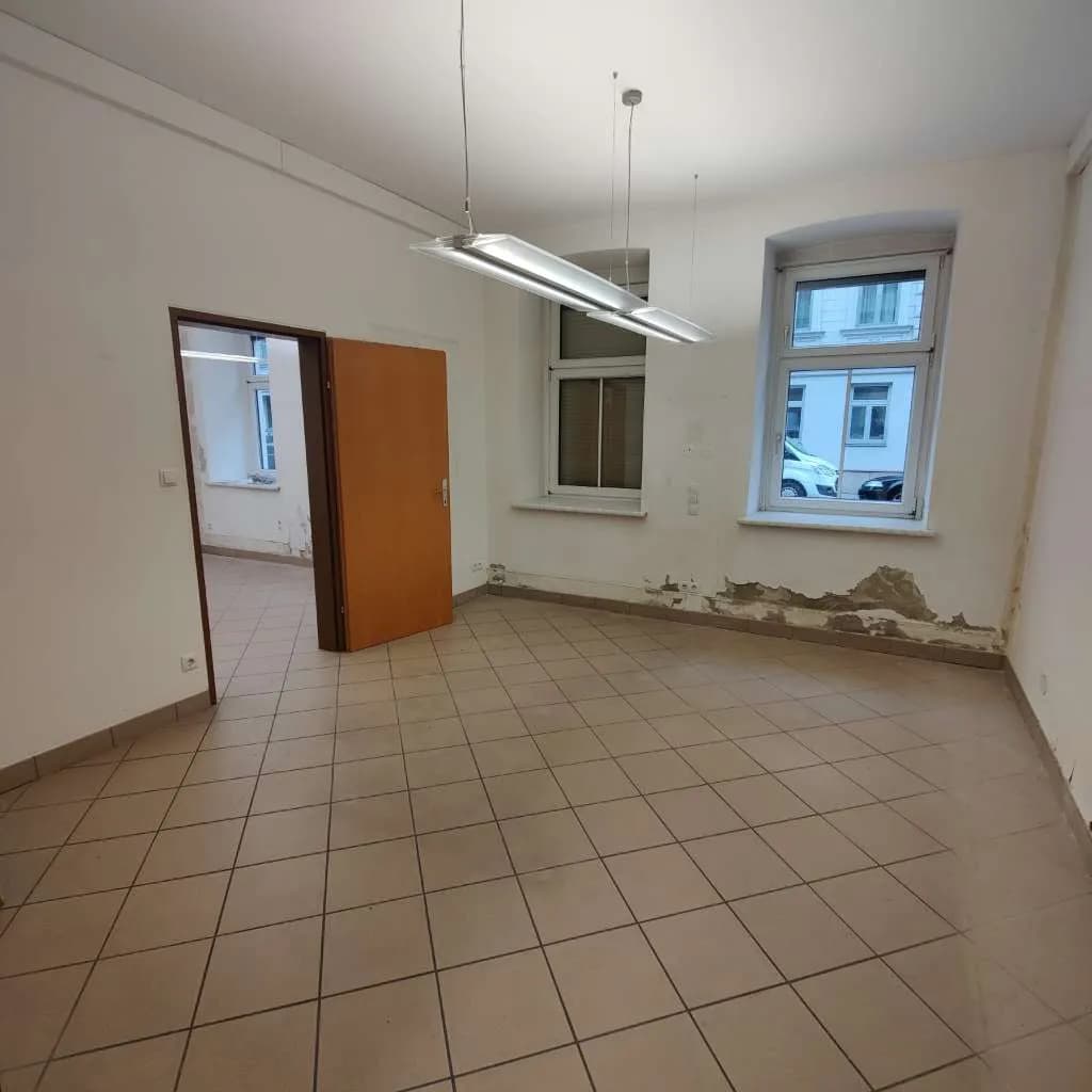 4-Zimmer-Gewerbeimmobilie mieten in Wien – 134 m², € 1.199