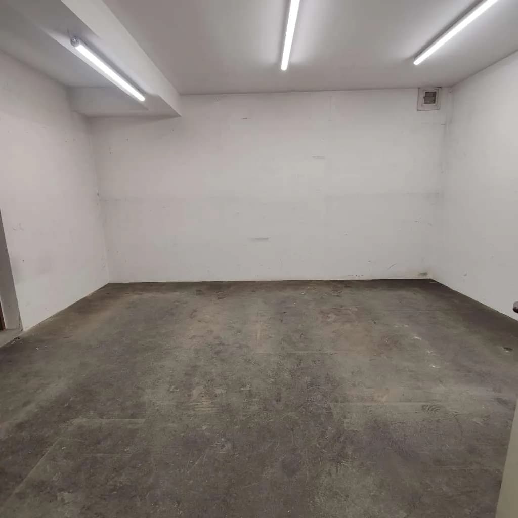 4-Zimmer-Gewerbeimmobilie mieten in Wien – 134 m², € 1.199 – Bild 8 von 11