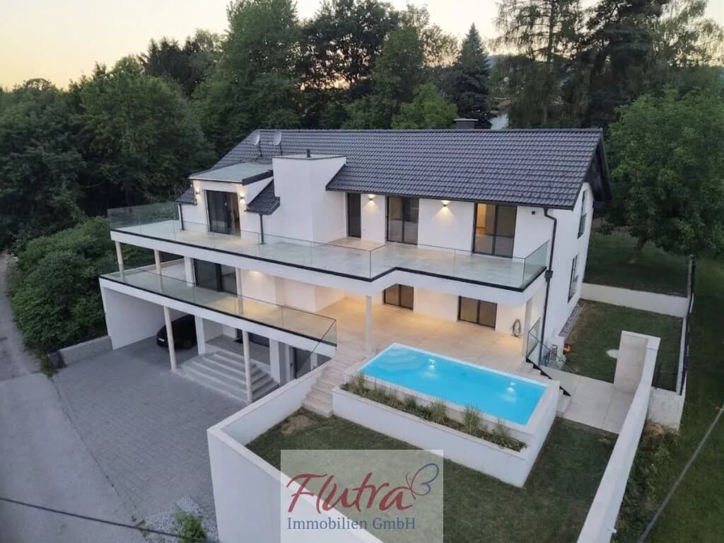 8-Zimmer-Immobilie kaufen in Urfahr-Umgebung – 289 m², € 1.600.000 – Bild 2 von 18