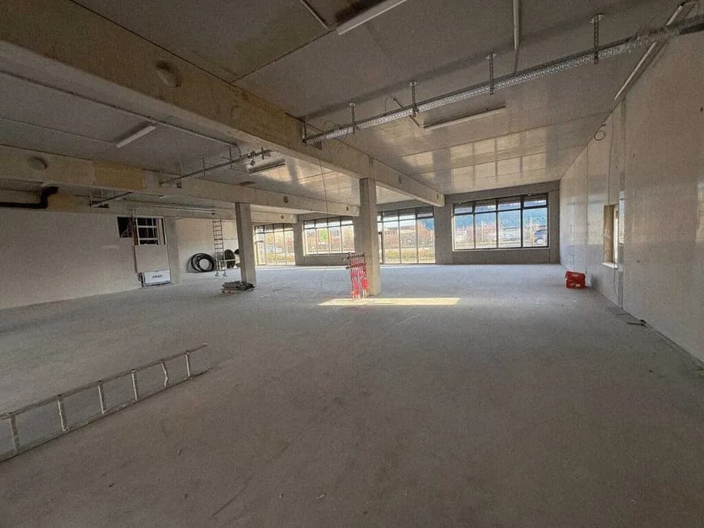 Gewerbeimmobilie mieten in Wels – 898 m² – Bild 6 von 12