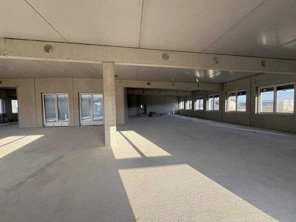 Gewerbeimmobilie mieten in Wels – 898 m² – Bild 7 von 12
