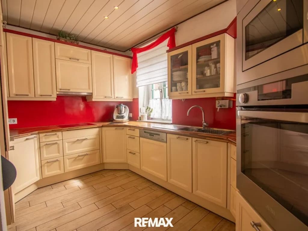 15-Zimmer-Haus kaufen in Sankt Pölten Land – 410 m², € 585.000 – Bild 6 von 51