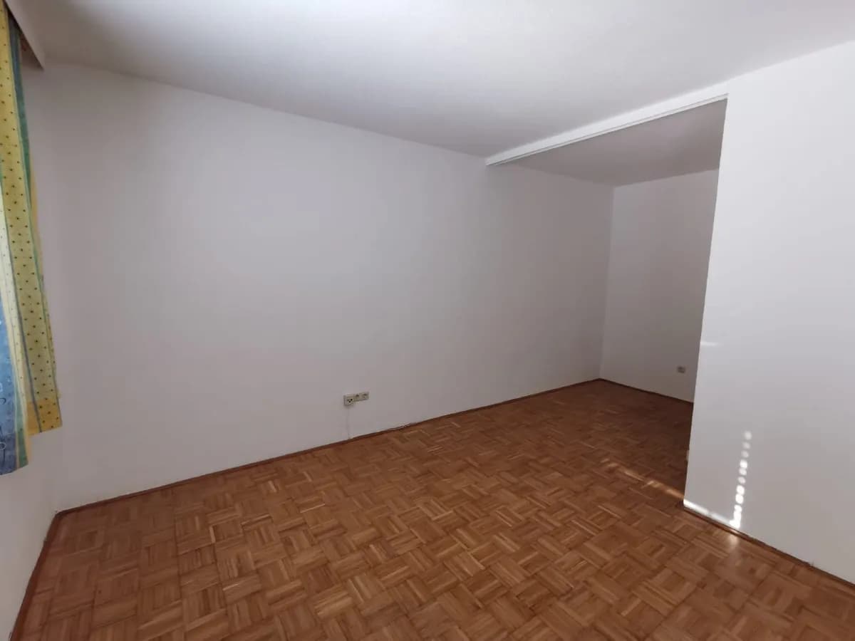1-Zimmer-Wohnung mieten in Steyr – 40 m², € 395 – Bild 6 von 6