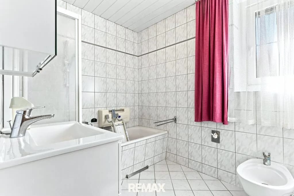 7-Zimmer-Haus kaufen in Linz Land – 173 m², € 299.000 – Bild 6 von 10