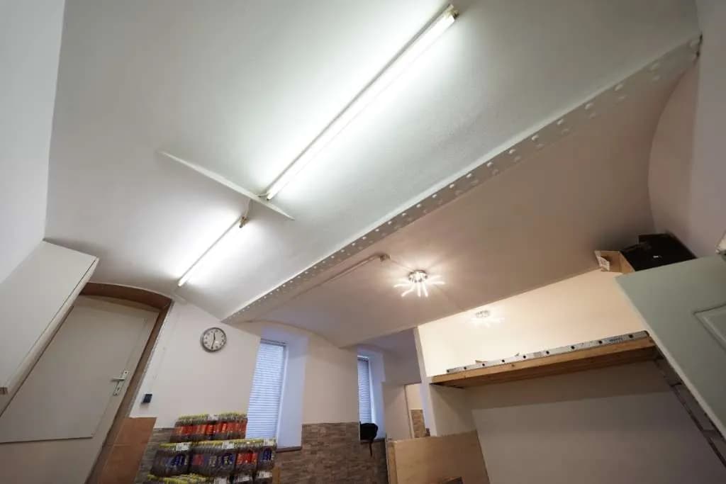 2-Zimmer-Gewerbeimmobilie mieten in Wien – 53 m², € 700 – Bild 8 von 23