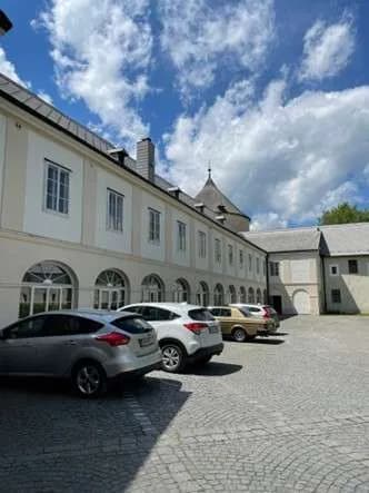 180-Zimmer-Immobilie kaufen in Zwettl – 4 533 m², € 4.500.000 – Bild 10 von 35