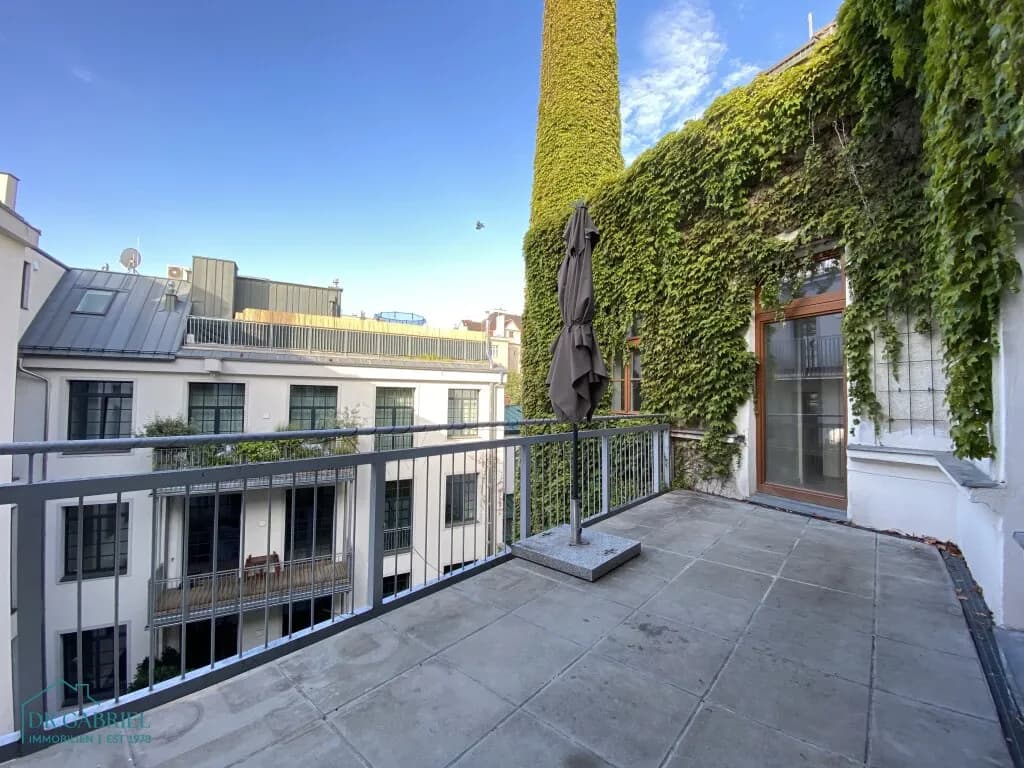 5-Zimmer-Wohnung mieten in Wien – 155,61 m², € 3.500 – Bild 1 von 23