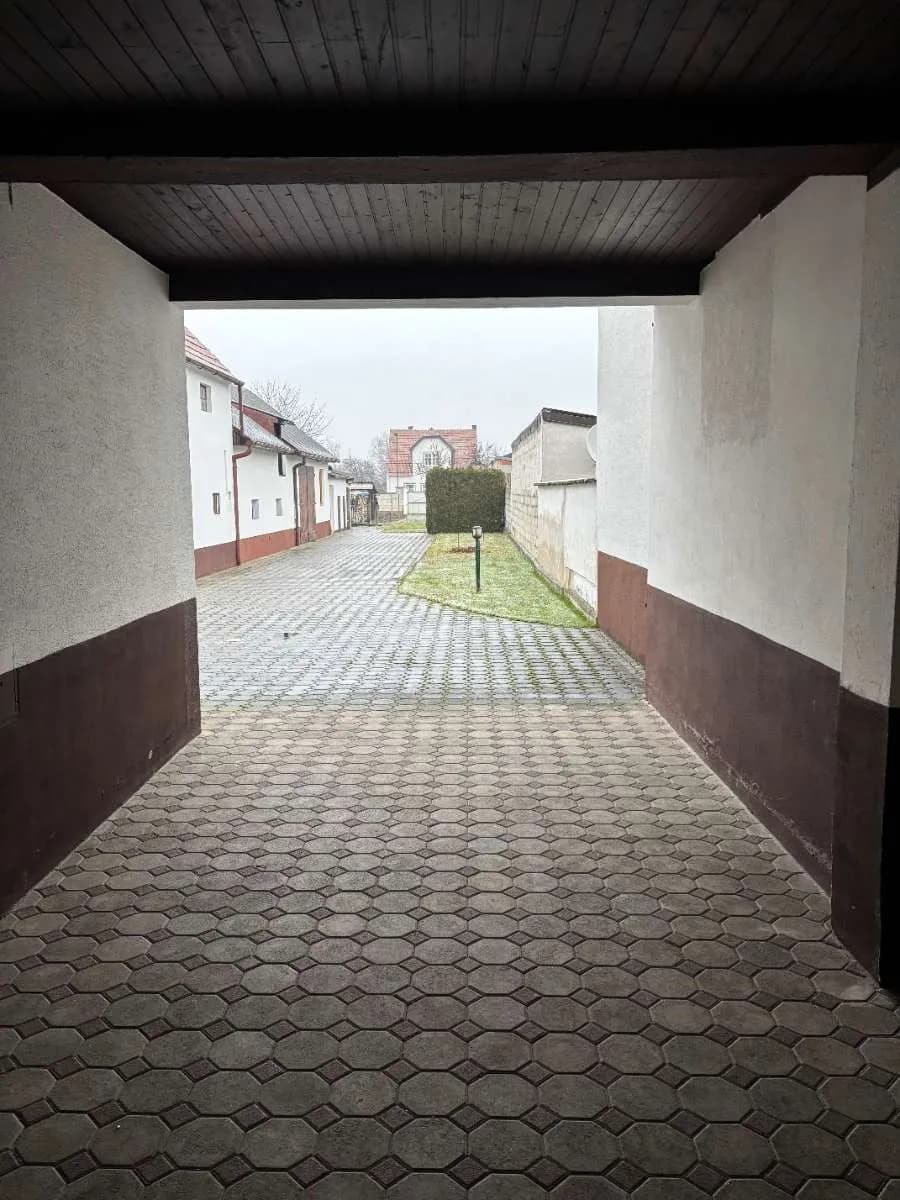 5-Zimmer-Gewerbeimmobilie mieten in Eisenstadt - Umgebung – 168 m², € 1.550 – Bild 2 von 27