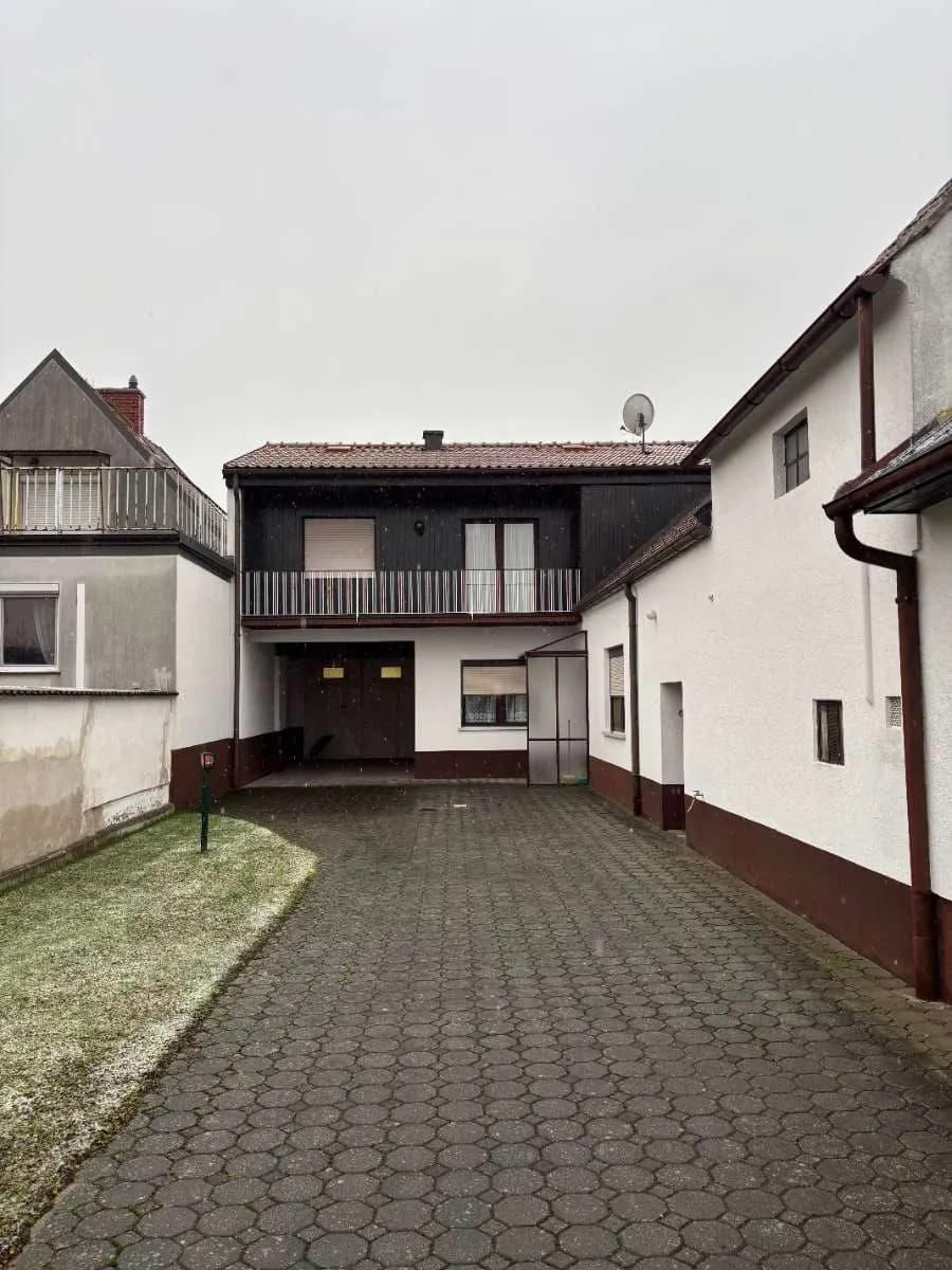 5-Zimmer-Gewerbeimmobilie mieten in Eisenstadt - Umgebung – 168 m², € 1.550 – Bild 4 von 27