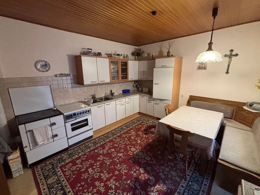 5-Zimmer-Gewerbeimmobilie mieten in Eisenstadt - Umgebung – 168 m², € 1.550 – Bild 8 von 27